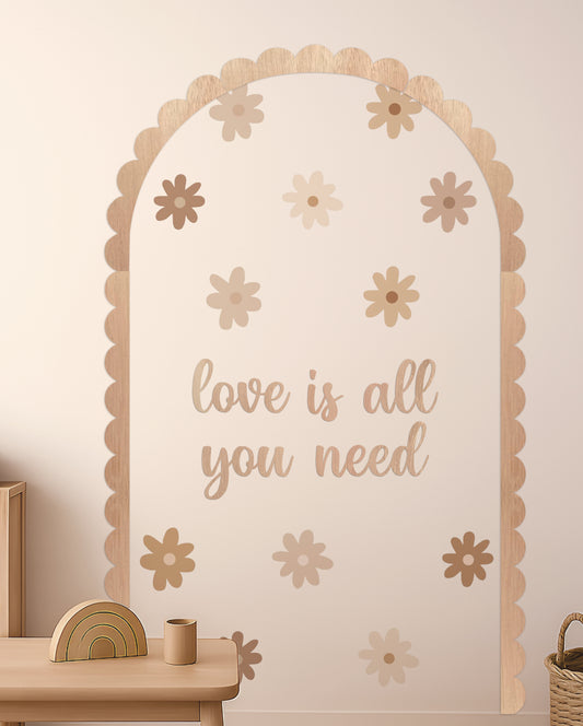 Frase "Love is all you need"